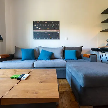 Apartment The Acropolis Hideaway 2-bdr Next To Metro